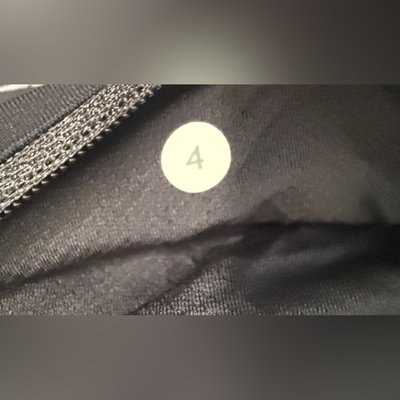 Lululemon Pace Rival Crop - Picture 7 of 7